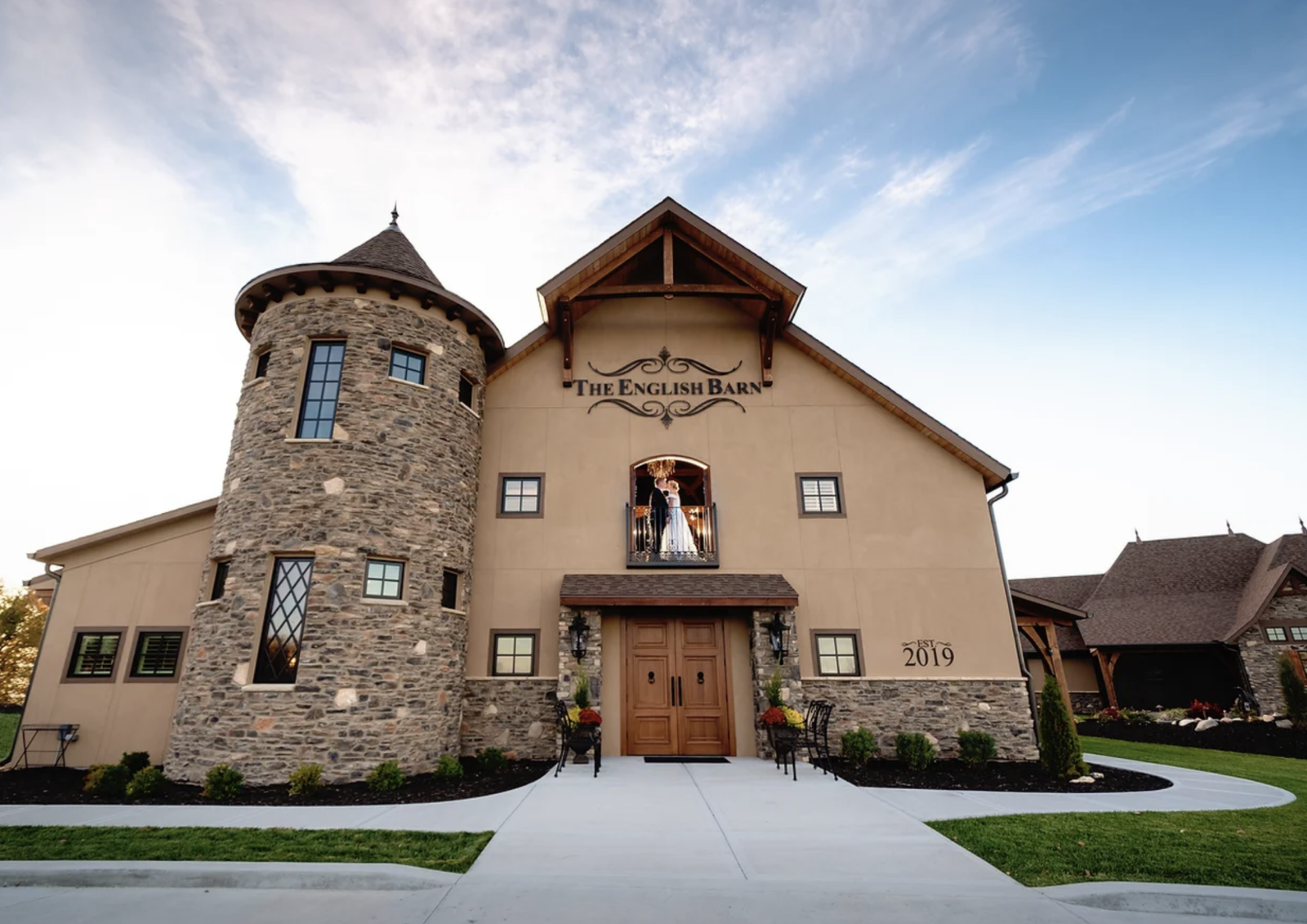 The Perfect Kansas City Wedding Venue The English Barn